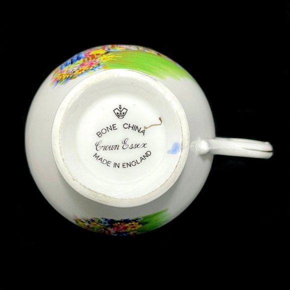 Vintage 1950s Crown Essex England Cottage Fine Bone China Teacup and Saucer Set - Picture 9 of 10